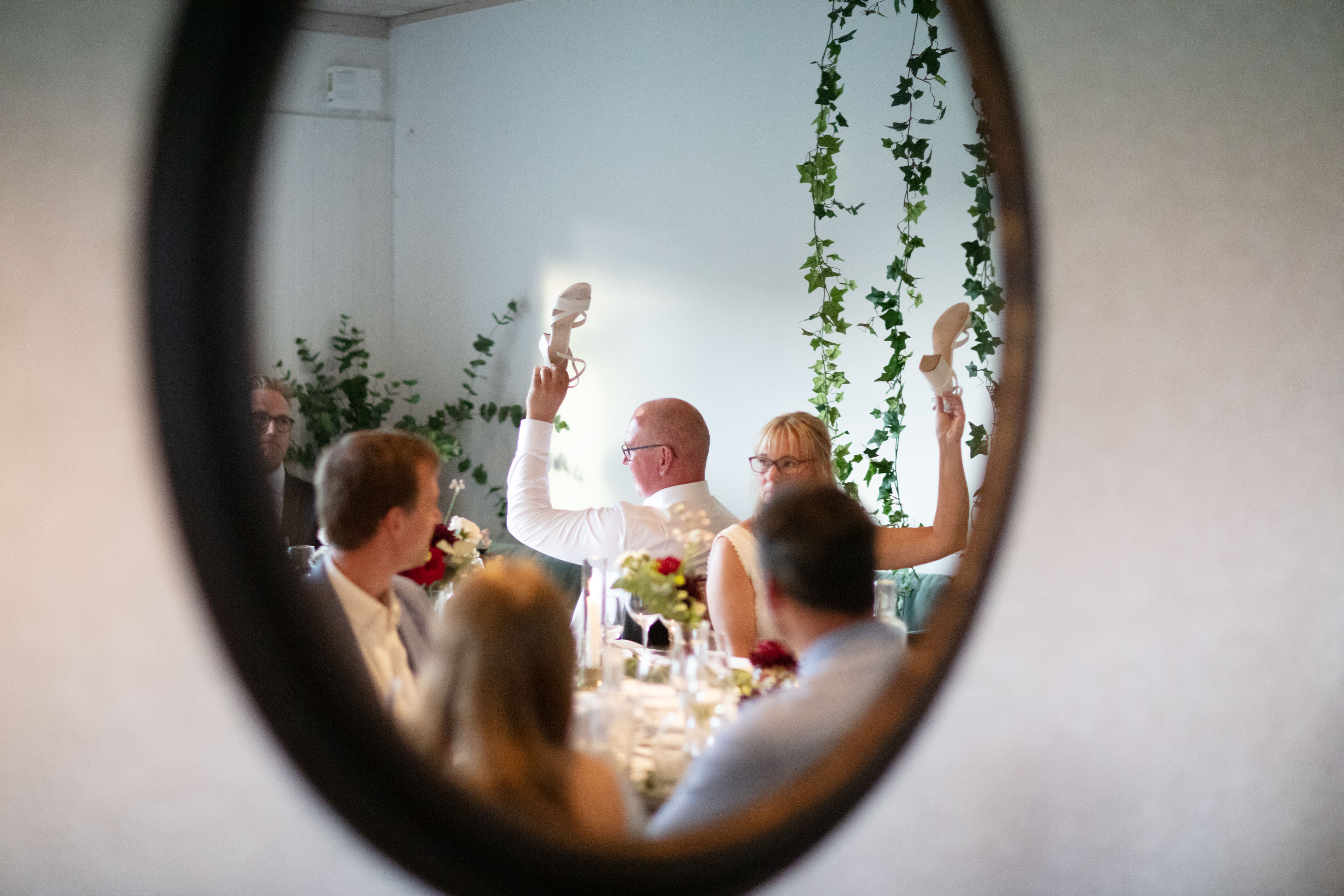 Lyft sko och svara på frågor - Klassiker